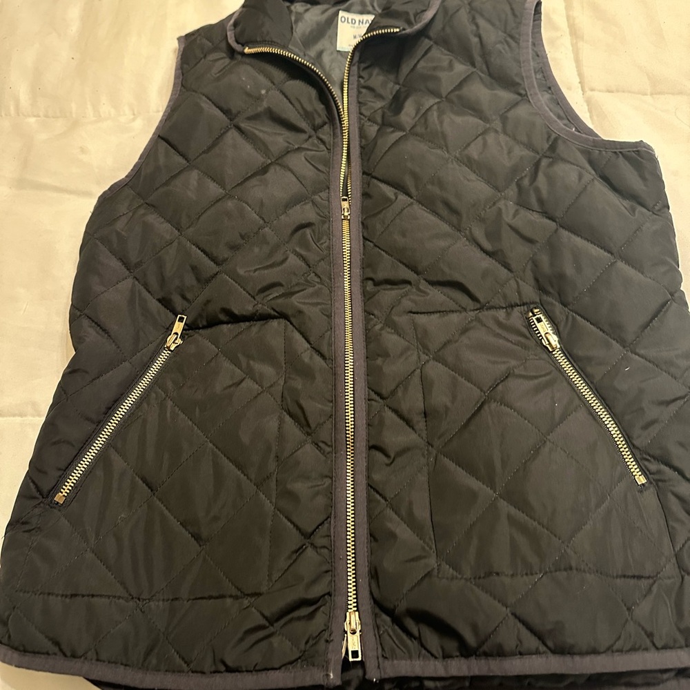 Old Navy Black Quilted Vest
